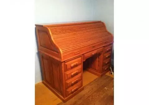 Amish Made Roll Top Desk