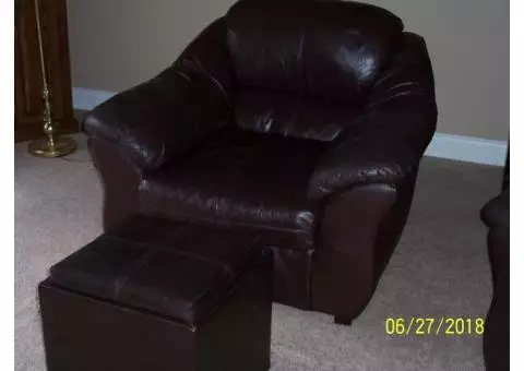 leather sofa, 2 matching chairs and ottomans for sale